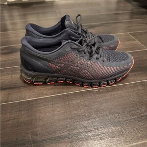 Asics Dark Blue and Pink Athletic Shoes with Breathable Mesh and Supportive Heel